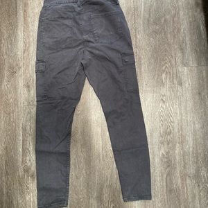 Old Navy Gray Cargo Pants size 12